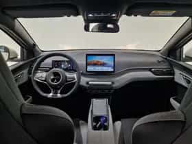 BYD Dolphin (2026) thumbnail 9