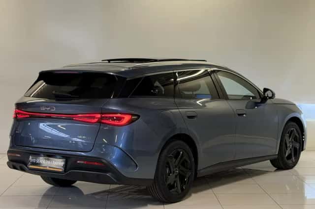 BYD Seal (2026) thumbnail 2