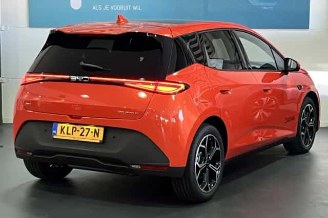 BYD Dolphin (2026) thumbnail 2