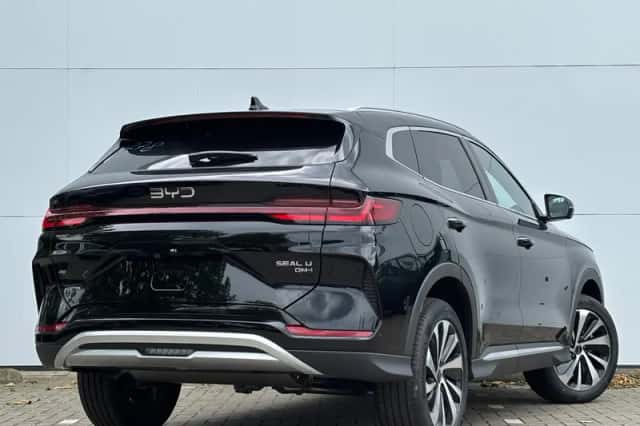 BYD Seal U (2026) thumbnail 2