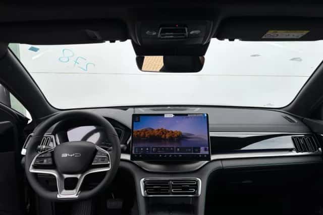 BYD Seal U (2026) thumbnail 4