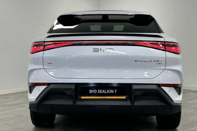 BYD SEALION (2026) thumbnail 5