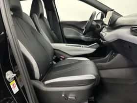 BYD Dolphin (2026) thumbnail 3