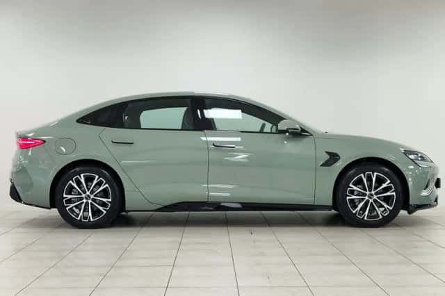 BYD Seal (2026) thumbnail 5