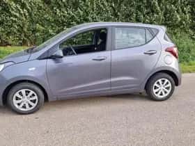 Hyundai i10 thumbnail 2