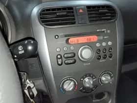 Opel Agila thumbnail 6