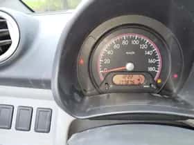 Suzuki Alto thumbnail 9