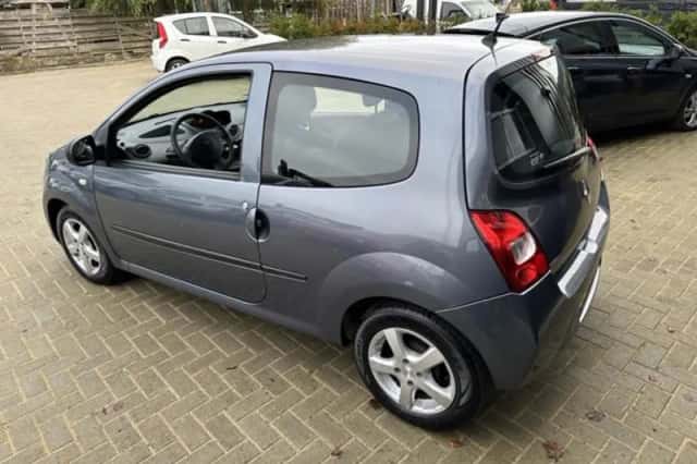 Renault Twingo (2011) thumbnail 3