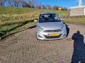Hyundai i10 thumbnail 2