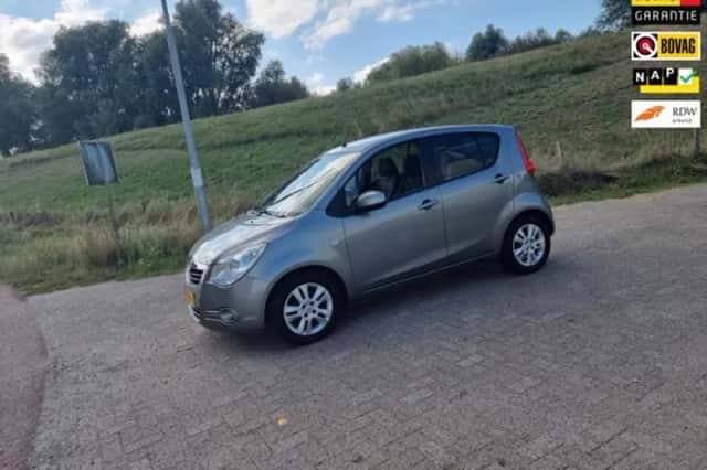 Opel Agila (2012) thumbnail 1