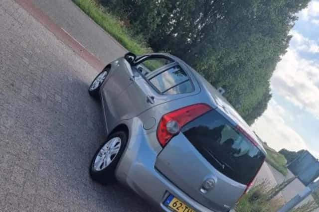 Opel Agila (2012) thumbnail 3