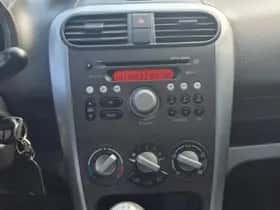 Opel Agila (2012) thumbnail 9