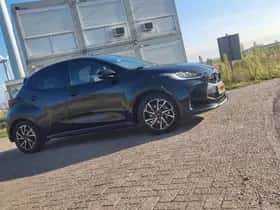 Toyota Yaris (2023) thumbnail 5