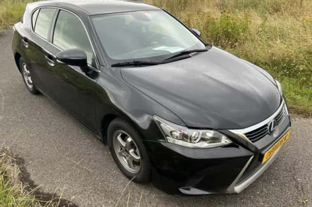Lexus CT (2014) thumbnail 3