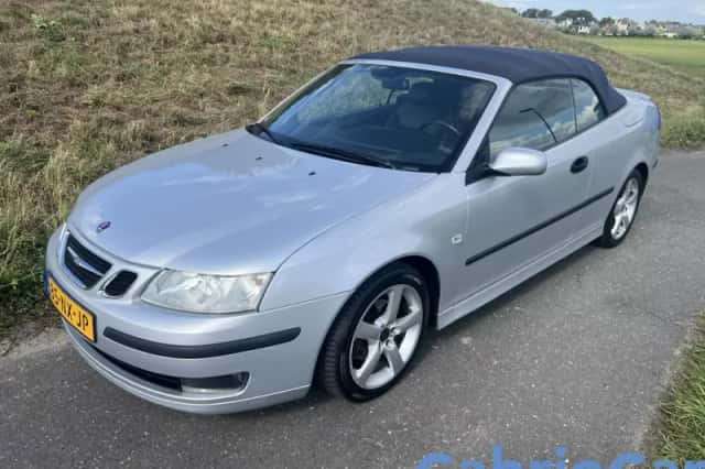 Saab 9-3 (2004) thumbnail 1