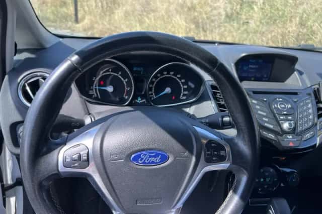 Ford Fiesta (2017) thumbnail 4
