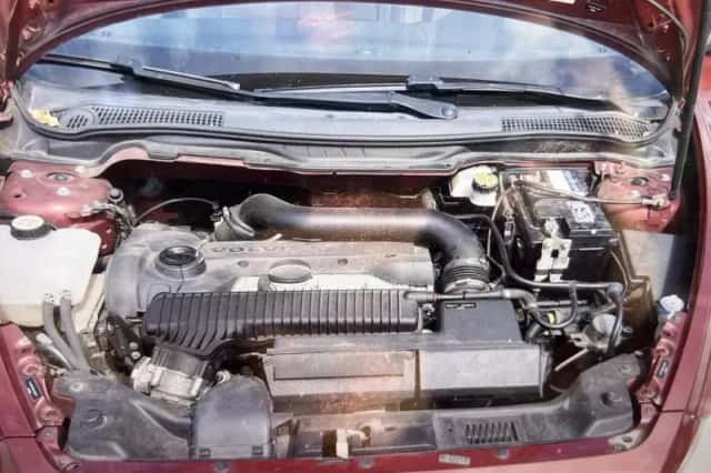 Volvo C70 (2012) thumbnail 3