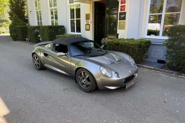 Lotus Elise (1999) thumbnail 1