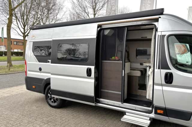 Mooveo Van (2020) thumbnail 6