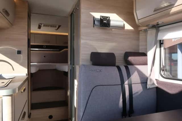 Knaus Van Ti (2023) thumbnail 5