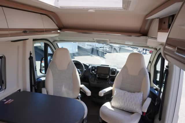 Malibu Van (2025) thumbnail 4