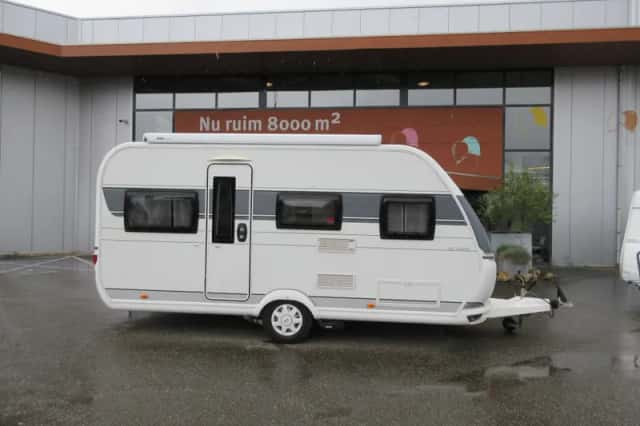 Hobby De Luxe (2021) thumbnail 2