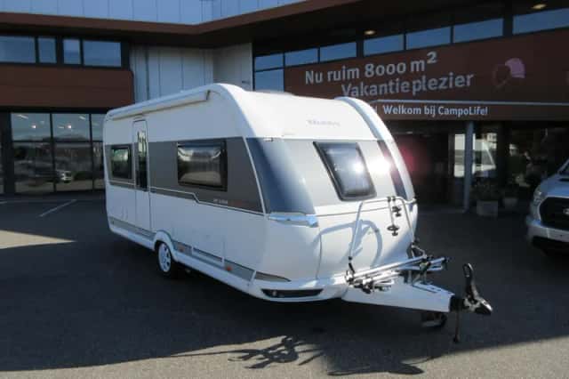 Hobby De Luxe (2018) thumbnail 2