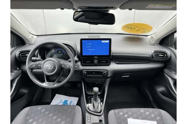 Toyota Yaris (2026) thumbnail 3
