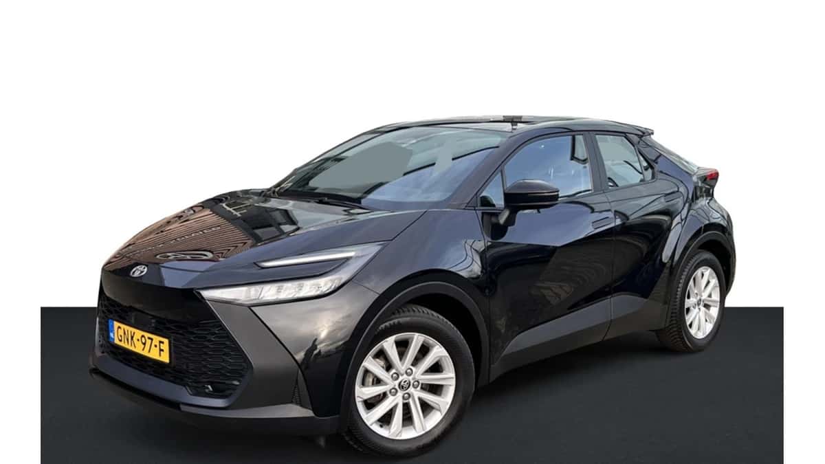 Toyota C-HR (2024) — foto 1