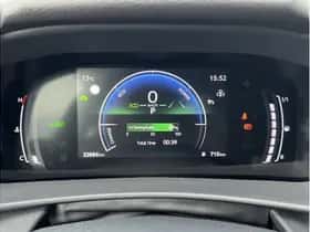 Toyota C-HR (2024) thumbnail 13