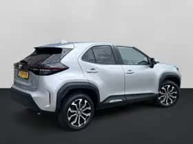 Toyota Yaris Cross (2024) thumbnail 2