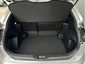 Toyota Yaris Cross (2024) thumbnail 6