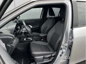 Toyota Yaris Cross (2024) thumbnail 9