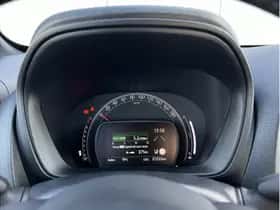 Toyota Aygo X (2025) thumbnail 13