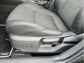 Toyota Corolla (2025) thumbnail 9