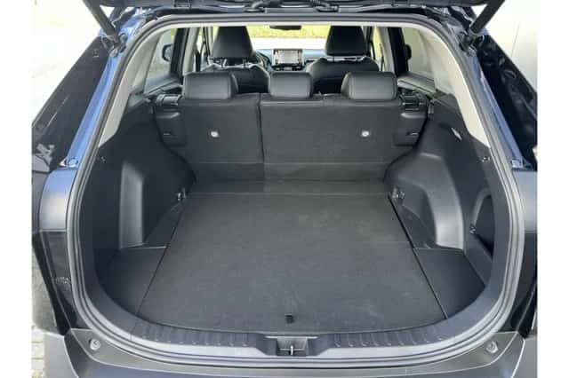 Toyota RAV4 (2022) thumbnail 4