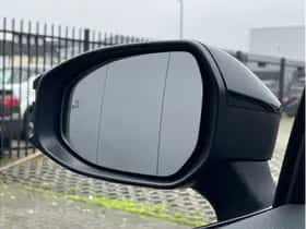 Toyota C-HR (2025) thumbnail 21