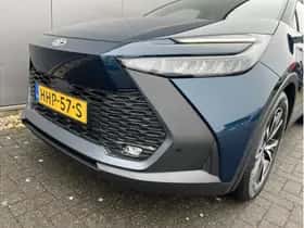 Toyota C-HR (2025) thumbnail 23