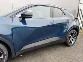 Toyota C-HR (2025) thumbnail 25