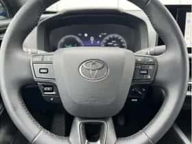 Toyota C-HR (2025) thumbnail 10