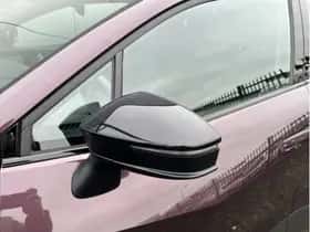 Toyota C-HR (2024) thumbnail 26