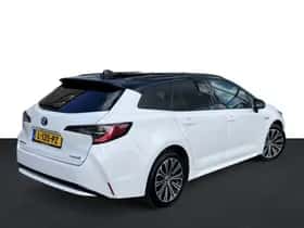 Toyota Corolla (2019) thumbnail 2