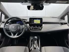 Toyota Corolla (2019) thumbnail 3