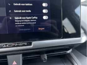 Toyota C-HR (2025) thumbnail 17