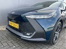 Toyota C-HR (2025) thumbnail 24
