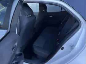 Toyota Corolla (2020) thumbnail 6