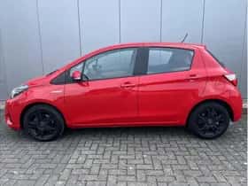 Toyota Yaris (2017) thumbnail 19