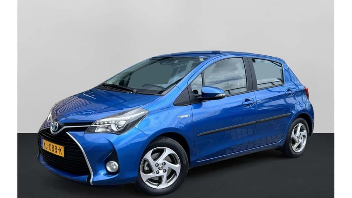 Toyota Yaris (2016) — foto 1