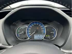 Toyota Yaris (2016) thumbnail 12