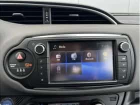 Toyota Yaris (2016) thumbnail 13